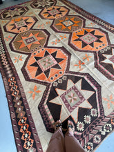 Load image into Gallery viewer, Kilim Wool Rug 10x14
