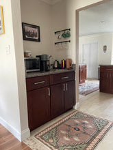 Load image into Gallery viewer, Vintage Turkish Rug 3x4