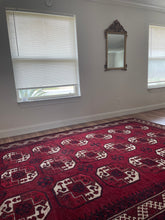 Load image into Gallery viewer, Vintage Hand Knotted Turkoman Rug 7x10