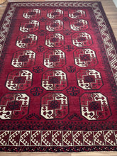 Load image into Gallery viewer, Vintage Hand Knotted Turkoman Rug 7x10