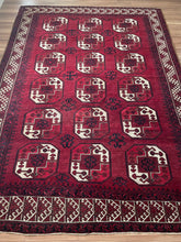 Load image into Gallery viewer, Vintage Hand Knotted Turkoman Rug 7x10