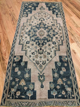 Load image into Gallery viewer, Vintage Turkish Konya Rug