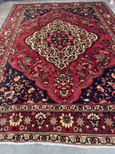 Load image into Gallery viewer, Vintage Persian Bakhtiari Rug 8.5x11.8