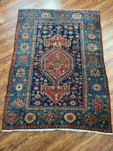 Load image into Gallery viewer, Semi Antique Persian Shiraz Rug 4.4'x6.2'