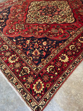 Load image into Gallery viewer, Vintage Persian Bakhtiari Rug 8.5x11.8