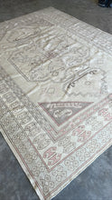 Load image into Gallery viewer, Vintage Turkish Sultanhani Rug 7.5x10.3