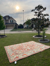 Load image into Gallery viewer, Vintage Turkish Rug 5.8 x 7.4
