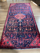 Load image into Gallery viewer, Vintage Persian Rug 4x9