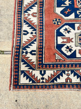 Load image into Gallery viewer, Vintage Turkish Rug 2.7x4.5