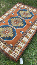 Load image into Gallery viewer, Vintage Turkish Rug 4.2 x6.2