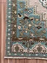 Load image into Gallery viewer, Vintage Turkish Rug 3x5
