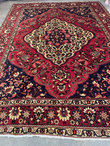 Vintage Persian Bakhtiari Rug 8.5x11.8